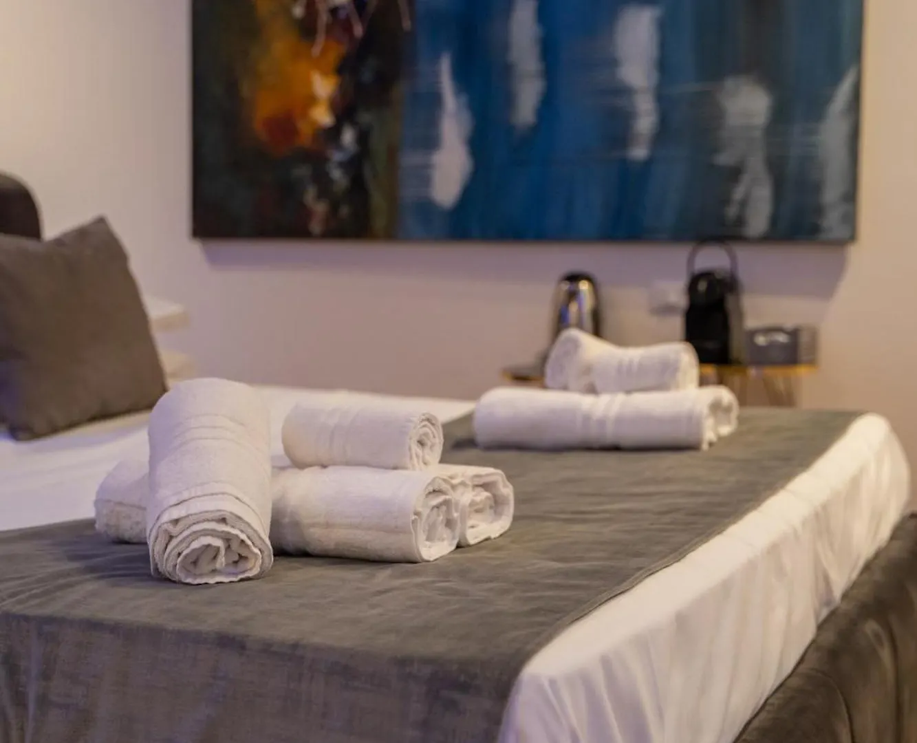 Four Luxury Suite Palermo Guest house